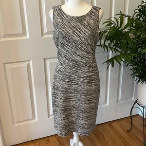 Ivanka Trump Sleeveless pleaded cream black dress size 12